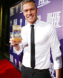 0-_Alan_Ritchson_Daily.jpg