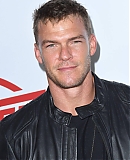 1-_Alan_Ritchson_Daily.jpg