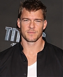 4_-_Alan_Ritchson_Daily.jpg