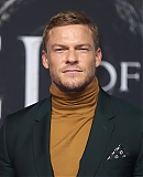 2-_Alan_Ritchson_Daily.jpg