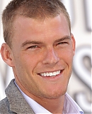 2010_MTV_Video_Music_Awards_-_Arrivals_28129.jpg