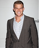 vecteezy_los-angeles-nov-18-alan-ritchson-arrives-at-the-2010_9239330.jpg