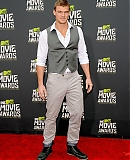 2013_MTV_Movie_Awards_-_Arrivals_28729.jpg