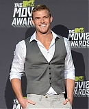 2013_MTV_Movie_Awards_-_Press_Room_28429.jpg