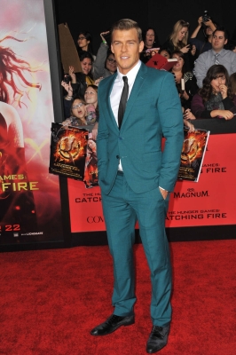 LOS_ANGELES2C_CA_-_NOVEMBER_182C_2013__Alan_Ritchson_at_the_US_28629.jpg