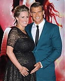 Alan_Ritchson_and_Catherine_Ritchson_attending_the_premiere.jpg