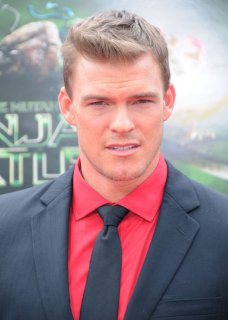 Teenage_Mutant_Ninja_Turtles_-_Los_Angeles_Premiere_281029.jpg