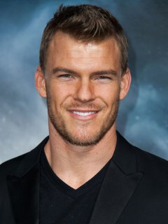 Premiere_Of_Paramount_Pictures__Project_Almanac_-_Arrivals_28329.jpg