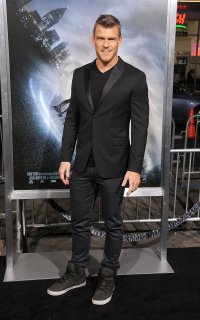 Project_Almanac_Los_Angeles_Premiere_28129.jpg