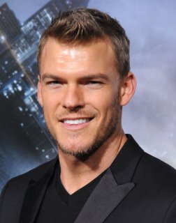 Project_Almanac_Los_Angeles_Premiere_282529.jpg