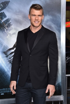 Project_Almanac_Los_Angeles_Premiere_28429.jpg