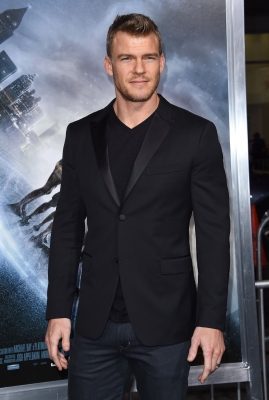 Project_Almanac_Los_Angeles_Premiere_28529.jpg