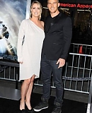 Alan_Ritchson2C_Catherine_Ritchson_attending_the_Project_Alm_28229.jpg