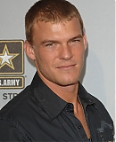 Spike_TV_s_7th_Annual_Video_Game_Awards_-_Arrivals_28129.jpg